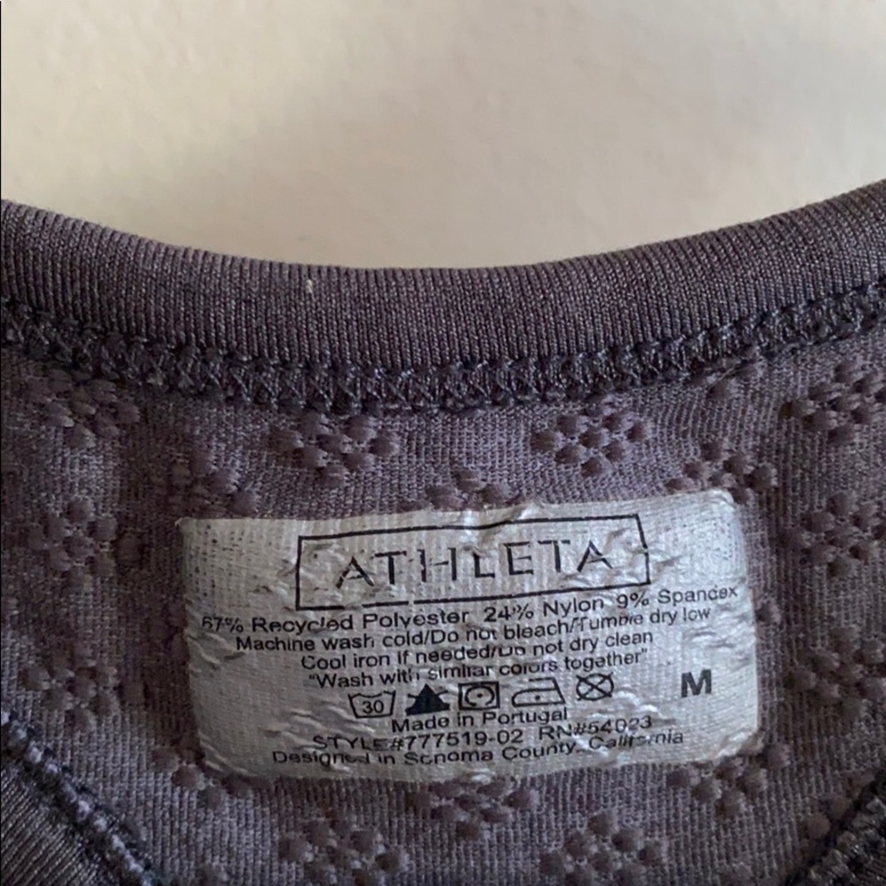 Athleta gray medium GUC racerback gym tank top - Picture 7 of 7